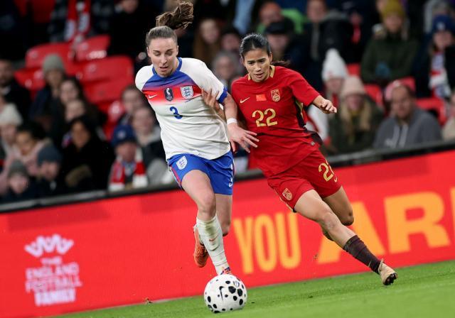 1764751666167056495.jpg (体育)(2)足球——友谊赛:中国女足不敌英格兰女足XxjpseC000015_20251130_PEPFN0A001.jpg